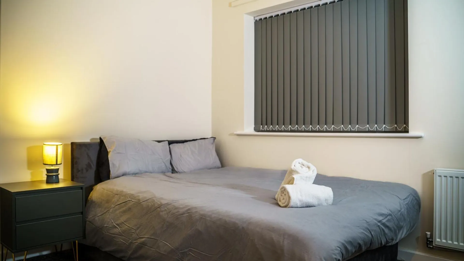 Stylish 2-Bedroom Newbuild Home Birmingham 0*,  United Kingdom