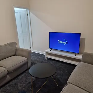  Holiday home Homely 3-bed House In Bham 15 Min From City Centre