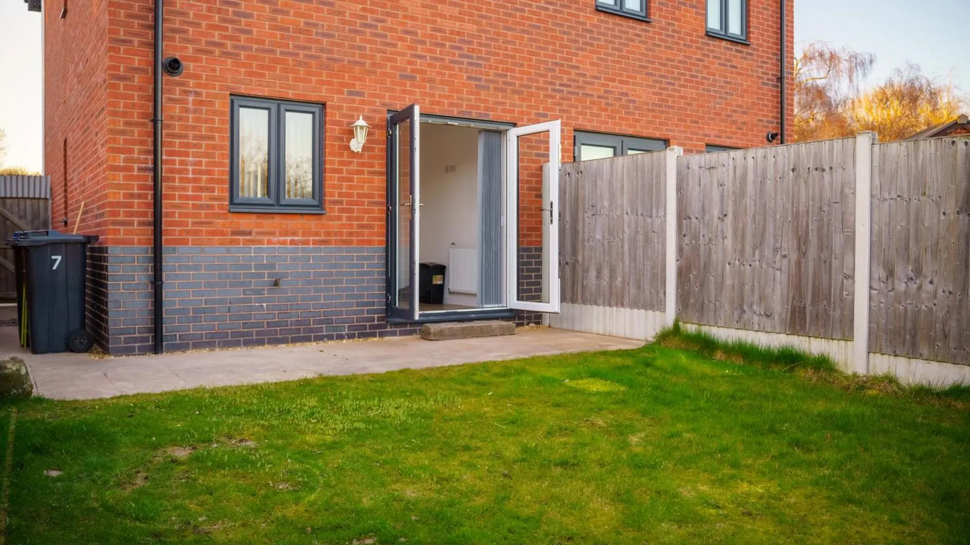 Stylish 2-Bedroom Newbuild Home Birmingham Velká Británie